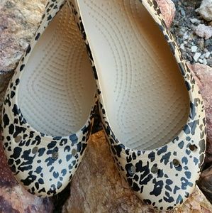 NWOT Crocs Animal Print Flats